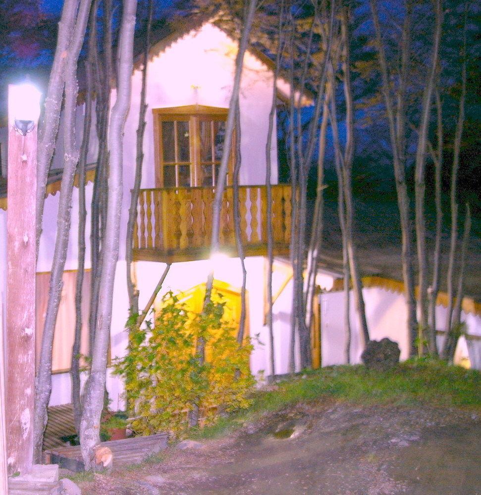 Familia Piatti B&B - Suites Ushuaia Dış mekan fotoğraf